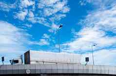 卡车运输物流升高混凝土高速公路路卡车