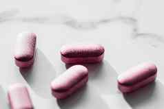 粉红色的药片Herbal药物治疗制药公司品牌商店益生菌
