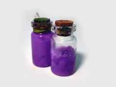 药水紫罗兰色的液体炼金术集烧瓶小玻璃瓶彩色的液体游戏角色玩魔法药水软木塞塞拉普瓶药水颜色瓶