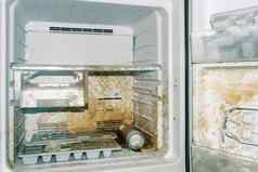 脏冰箱现代多飞溅碳酸喝