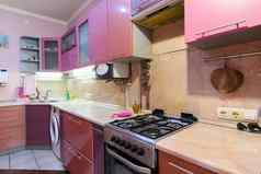 厨房集小厨房有家具的公寓租金