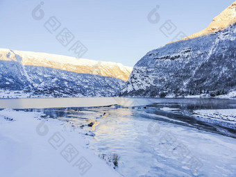 冬天景观冻峡湾湖河弗拉姆峡湾<strong>挪威</strong>