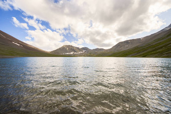 高山山湖景<strong>观色</strong>彩斑斓的自然视图格鲁吉亚湖旅行目的地