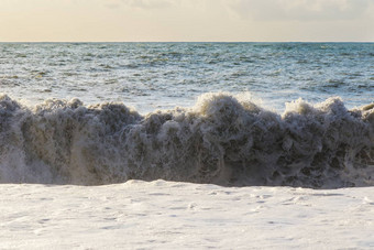 狂<strong>风暴</strong>雨的黑色的海水背景狂<strong>风暴</strong>雨的天气波溅巴统乔治亚州