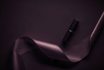 奢侈品口红丝绸丝带黑暗紫色的假期使用