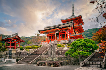 sanjunoto宝塔清水寺寺庙秋天季节《京都议定书》