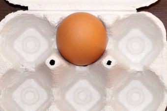 棕色（的）<strong>鸡蛋</strong>纸箱