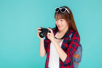 美丽的年轻的亚洲女人微笑记者<strong>摄影师</strong>