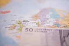 五十丹麦克朗比尔丹麦色彩斑斓的模糊的欧洲地图