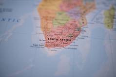 南非洲色彩斑斓的模糊的地图非洲主要路线红色的
