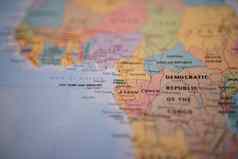 赤道几内亚色彩斑斓的地图非洲主要路线红色的