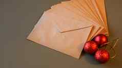 圣诞节作文工艺信封红色的球