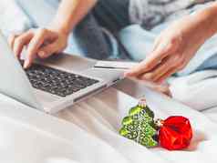 女人移动PC支付在线订单信贷卡装饰