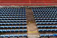 空礼堂运动体育场行蓝色的椅子