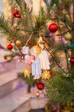 装饰圣诞节树玩具天使正统的教堂