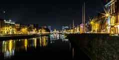 晚上图片河利菲河桥梁都柏林爱尔兰反射
