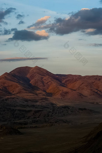 阿尔泰山景观自然阿尔泰山峡谷山