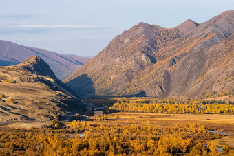 <strong>阿尔泰山</strong>景观自然<strong>阿尔泰山</strong>峡谷山