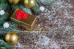 一年的作文圣诞节树分支机构礼物盒子圣诞节冬天一年概念平躺前视图