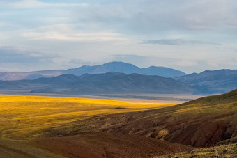 阿尔泰山景观自然阿尔泰山峡谷山