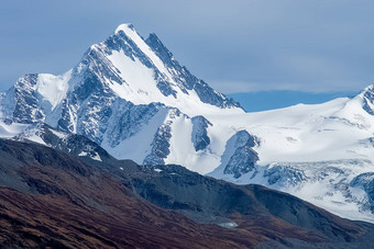 阿尔泰山景观自然阿尔泰山峡谷山