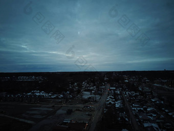 空中视图小镇港口斯坦利安大略冬天晚上