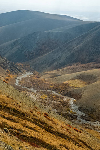 阿尔泰山景观自然阿尔泰山峡谷山