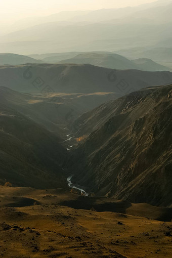 阿尔泰山景观自然阿尔泰山峡谷山