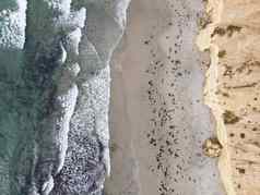 空中前视图视图的三月北海滩加州沿海悬崖太平洋海洋