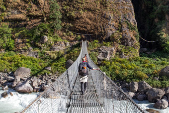 悬架桥安纳普尔纳峰地区