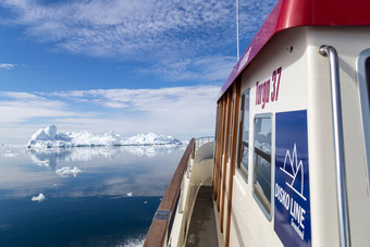 迪斯科行渡船伊卢利萨特冰峡湾