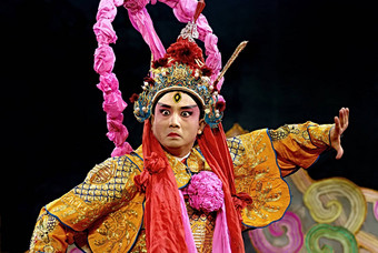中国人传统的歌剧演员戏剧服装