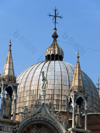 威尼斯圆顶屋顶教堂马克
