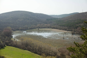 岩溶湖doberdo