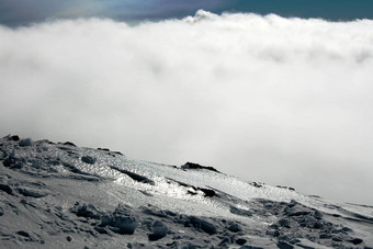 埃特纳火山火<strong>山西</strong>西里覆盖雪