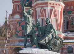 雕像米宁波扎尔斯基