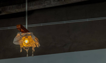 装修挂天花板设计照明灯泡橙色温暖的语气光颜色灯泡光黑暗语气脏只混凝土背景墙