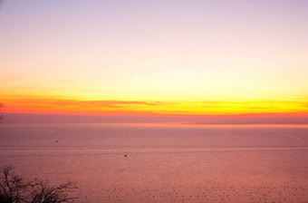 日落的里雅斯特海
