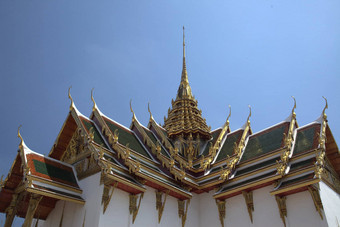 屋顶寺庙神蓝色的天空