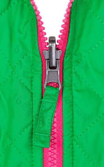 粉红色的拉链绿色夹克