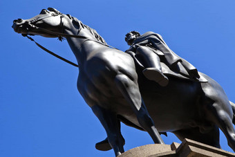 公爵惠灵顿雕像伦敦