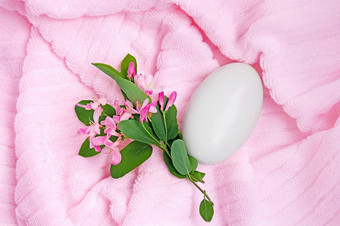 肥皂粉红色的毛巾花