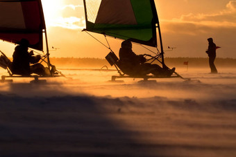 ice-sailing赛船会