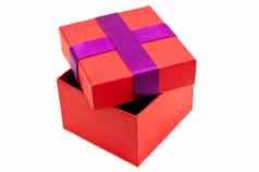 孤立的红色的紫色的打开现在盒子