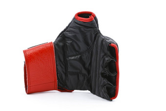 黑色的红色的拳击手套