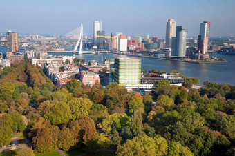 视图部分鹿特丹城市公园欧洲桅<strong>杆塔</strong>