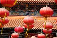 红色的灯笼中国人寺庙