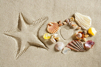 海滩白色沙子心形状海星打印夏天