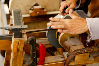 <strong>磨床</strong>传统的轮手工具锐化刀