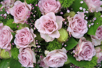 新娘花束淡紫色玫瑰